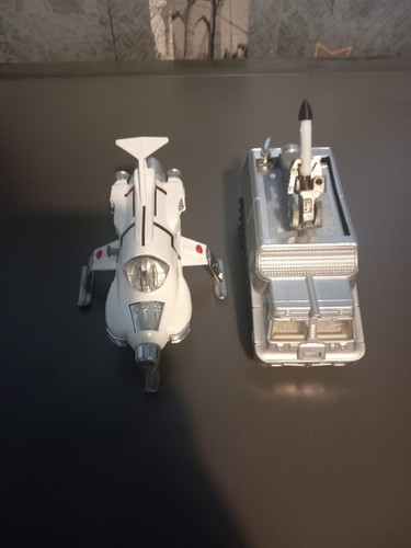 Dinky shado and - shado, 2