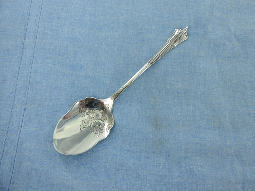Antique sterling silver - an,