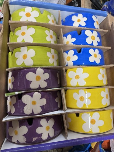 Retro daisy ceramic - retro, ashtray