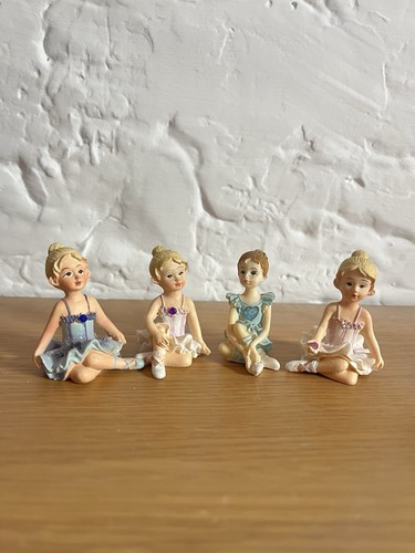 Mini ballerina girl figurine - mini,