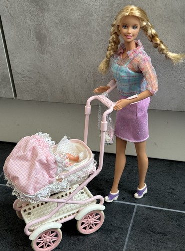 Barbie walking running - walking, baby