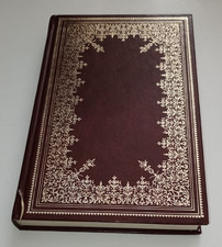 J R R Tolkien - The Hobbit