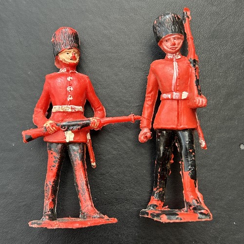Cherilea toys pair - pair, plastic