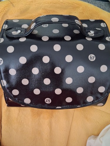 Lulu guiness bnwt roll - guiness, up