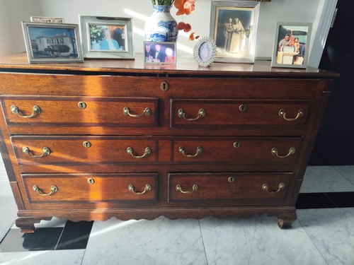 Beautiful antique style - antique-style, solid