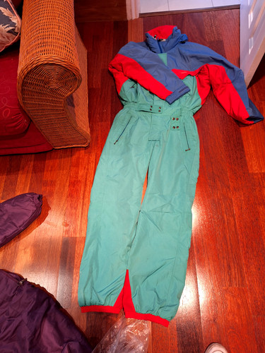 Skiing suits - skiing,