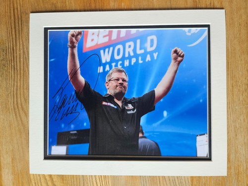 James wade darts - james, darts.
