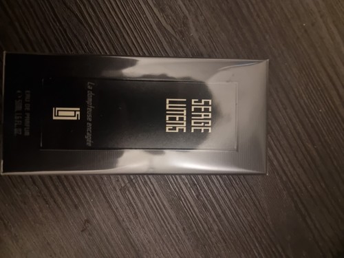 Serge lutens dompteuse - la,