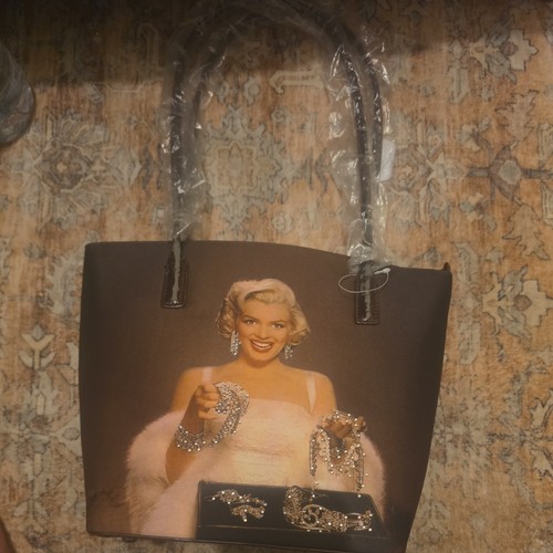 Marilyn monroe novelty ladies - marilyn,