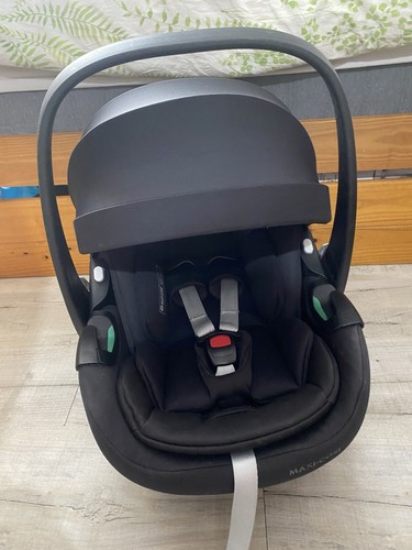 Maxi cosi pebble - 360, black