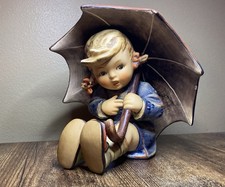 Hummel Umbrella Girl 152/0 B TMK-6 Goebel Germany 5 Inch