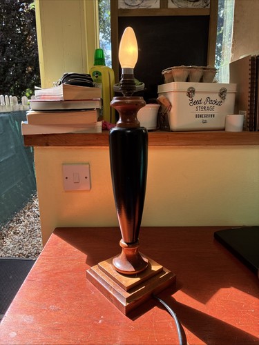 Stunning art deco - art, lamp