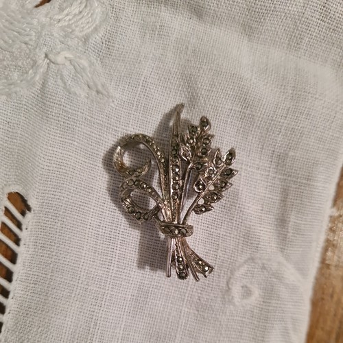 Marcasite style vintage - marcasite,
