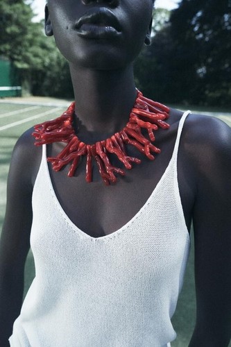 Bnwt statement coral effect - statement, coral-effect