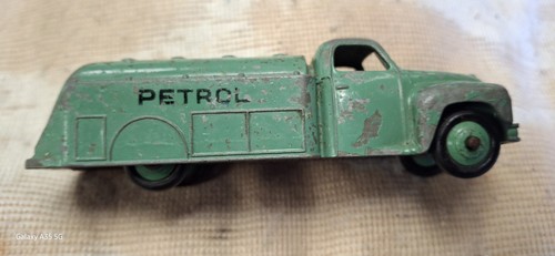 Dinky toys studebaker - dinky,
