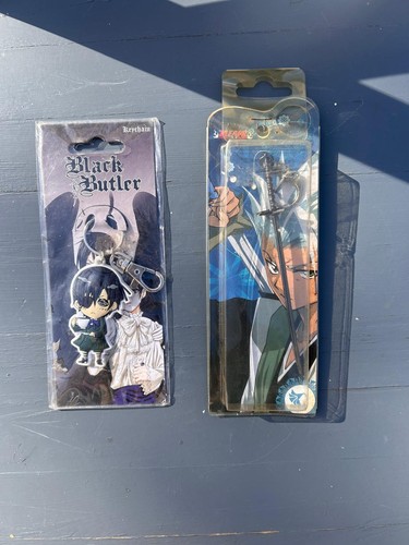 Black butler keychain - black,