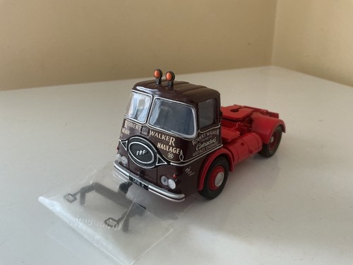Heavy haulage corgi - heavy,