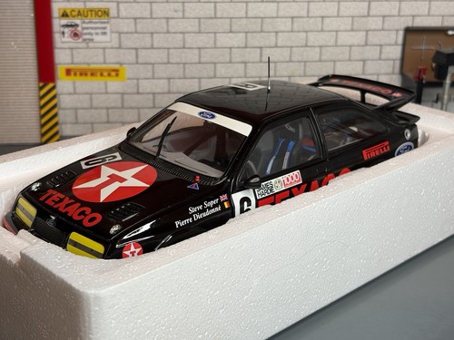 Mint minichamps 1987 - 1:18,