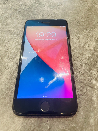 Iphone plus 32gb black - 7,