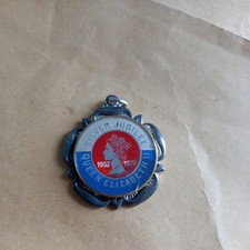 Vintage 1977 queen - vintage, queen's