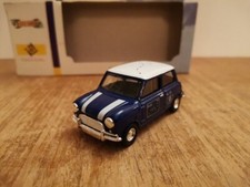 1:43 Corgi Lledo DG74 Austin