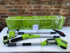 Greenworks 40V Pole Saw With Battery And Charger 