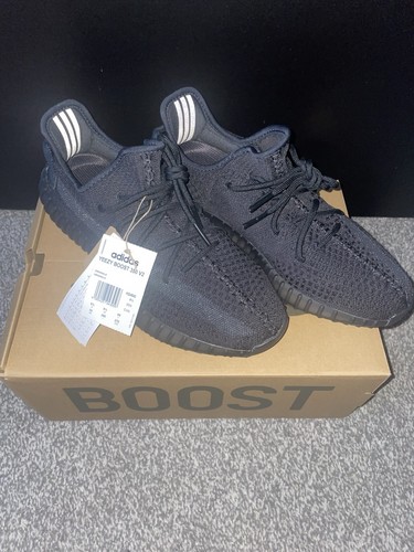 Yeezy 350 onyx bnwt - 350, v2