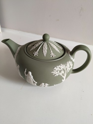 Vintage wedgwood jasperware - wedgwood,