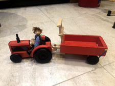 Wooden Farmers Tractor and