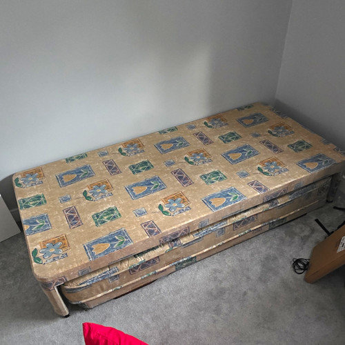 Single trundle bed - single,