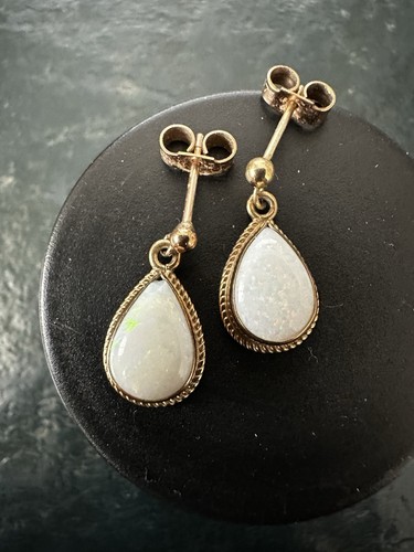 Vintage yellow gold opal - 9k,