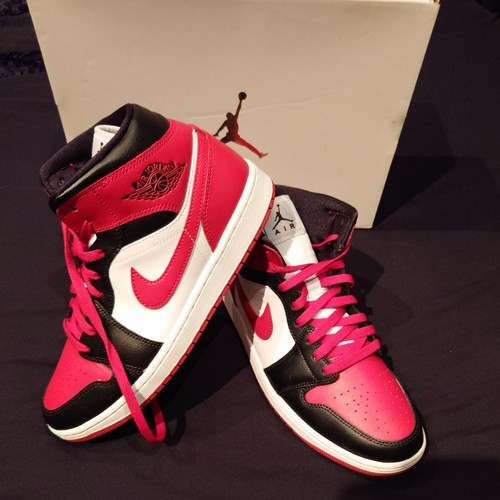 Nike air jordan mid - nike, 1