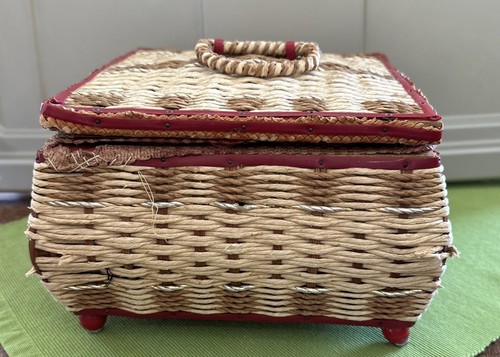 Vintage musical wicker - wicker, sewing