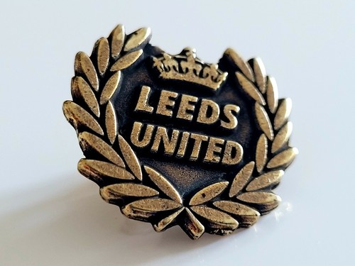 Leeds united pin badge - united,