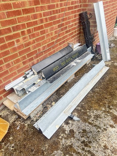 Cavity lintels steel - cavity,