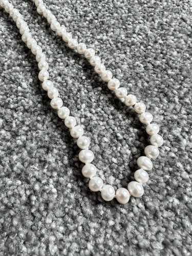 Natural freshwater pearls - natural,