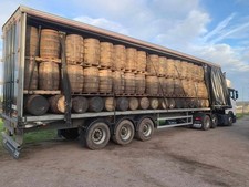 Oak whiskey bourbon barrel - oak,