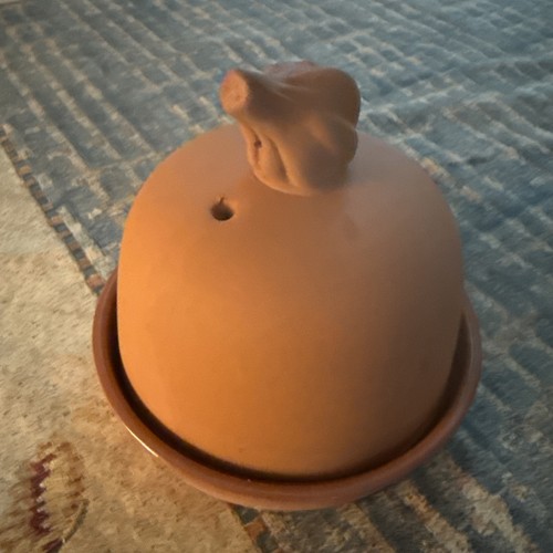 Terra cotta garlic keeper - terra,