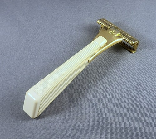 Vintage schick type - type, i