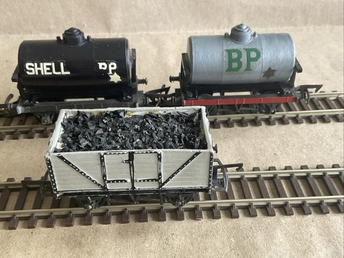 Triang r12 shell - &, bp