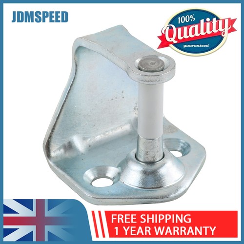 Door middle latch striker - latch, rear