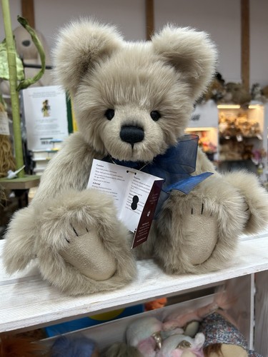 Howarth charlie bears2026 - -,