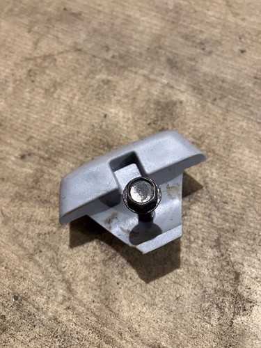 Grass bag hanger - hanger, clips,