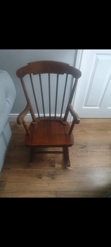 Vintage red wood - red,