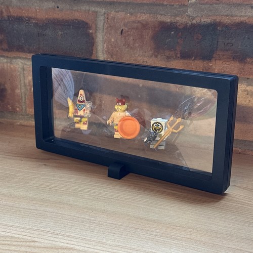 Brick mini figure - brick,