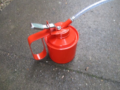 Oil can pint garage pump - can, 1/4