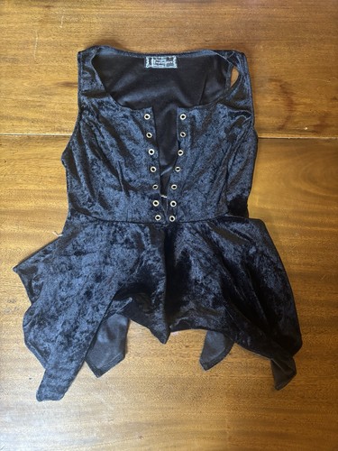 Black velvet laughing - velvet,