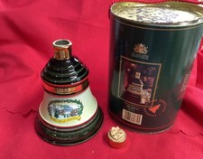 Wade decanter for Bell's Whisky - Christmas 1990 - the art of distilling - Empty