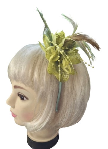 Flower feather hair fascinator - feather,