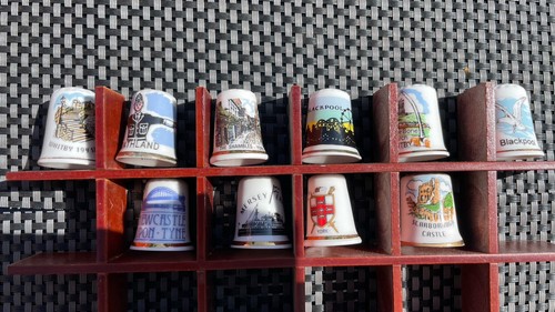Vintage souvenir china - souvenir,